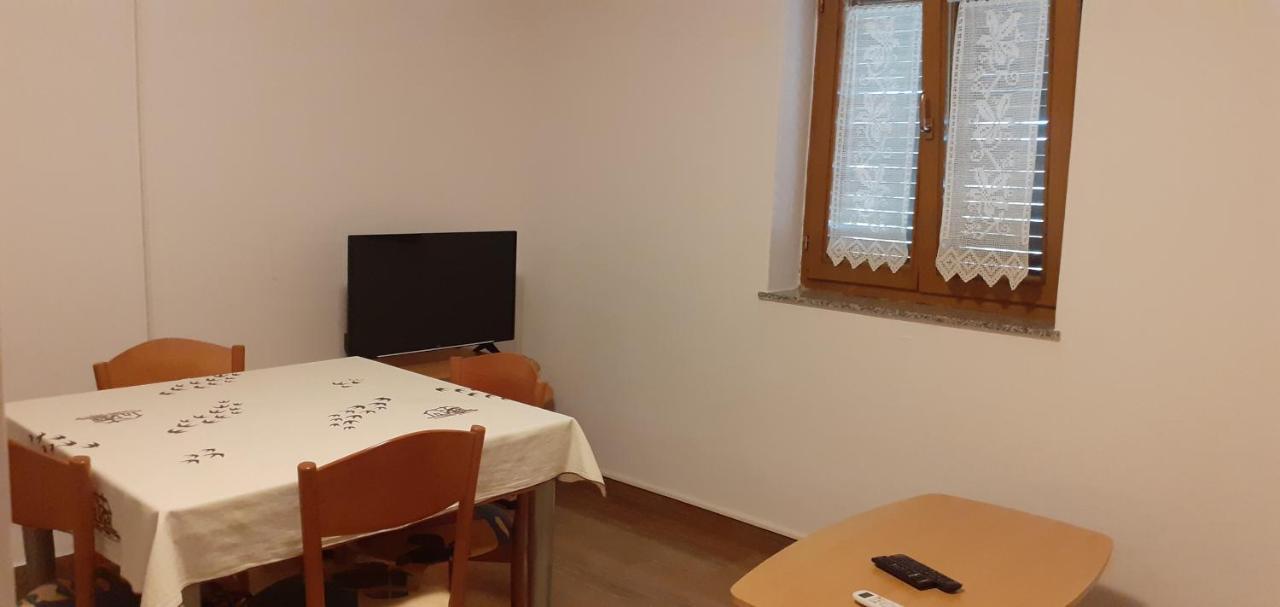 Kelk Apartment *
